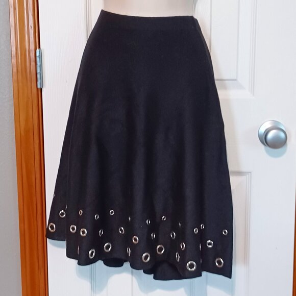 NWT Sioni Black Skirt with Grommets Size XL - Picture 1 of 5